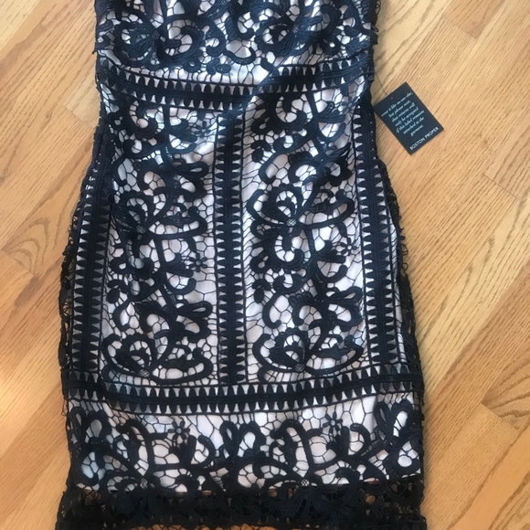 Boston Proper Black Lace Dress size 8 - Picture 2 of 4